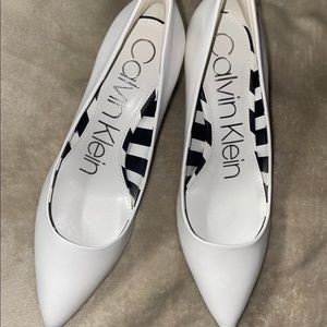 Calvin Klein heels in white leather